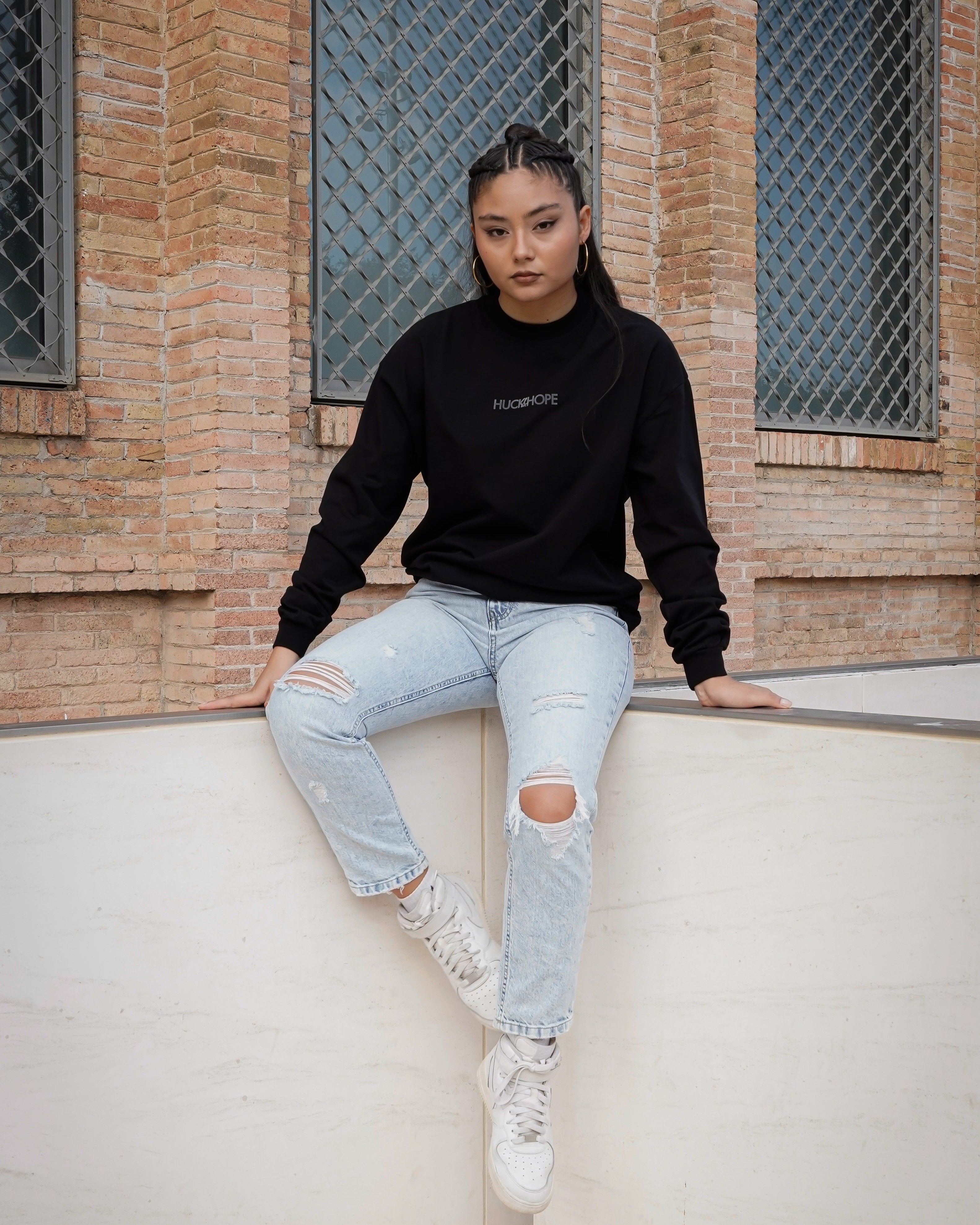 THE MOTTO OVERSIZED LONG SLEEVE T-SHIRT - BLACK