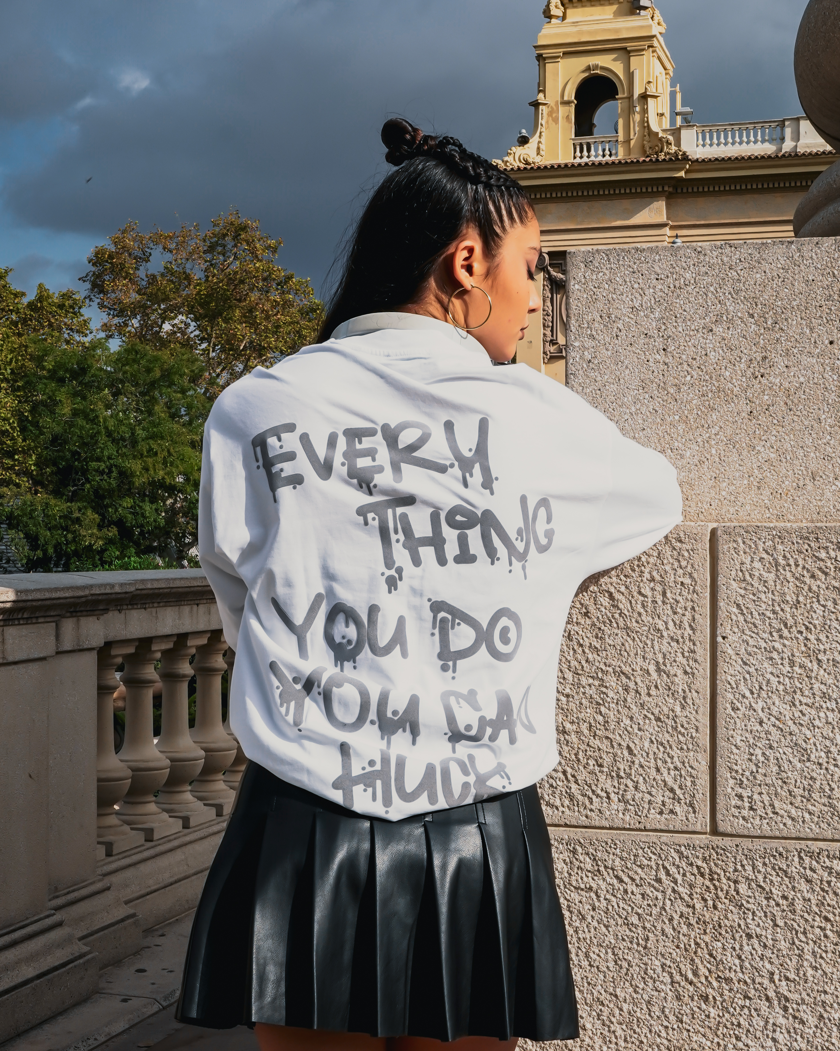 THE MOTTO OVERSIZED LONG SLEEVE T-SHIRT - WHITE